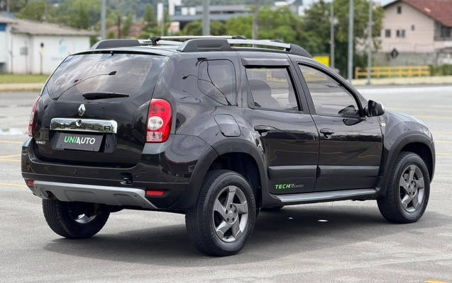 imagem-https://www.socarrao.com.br/sc-vehicle-images-prod/4413755/1792606092740-003_1e2bc39836f710ef9318d91d6fe8dd93.jpg