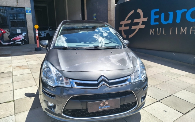 imagem-https://www.socarrao.com.br/sc-vehicle-images-prod/4413760/1792606148830-SU1HXzIwMjYxMDIwXzExNTA1OTAzMV9IRFIuanBn.jpg