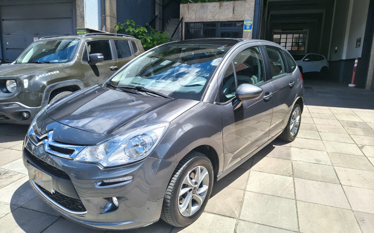 imagem-https://www.socarrao.com.br/sc-vehicle-images-prod/4413760/1792606148950-SU1HXzIwMjYxMDIwXzExNTEwNzg1NV9IRFIuanBn.jpg