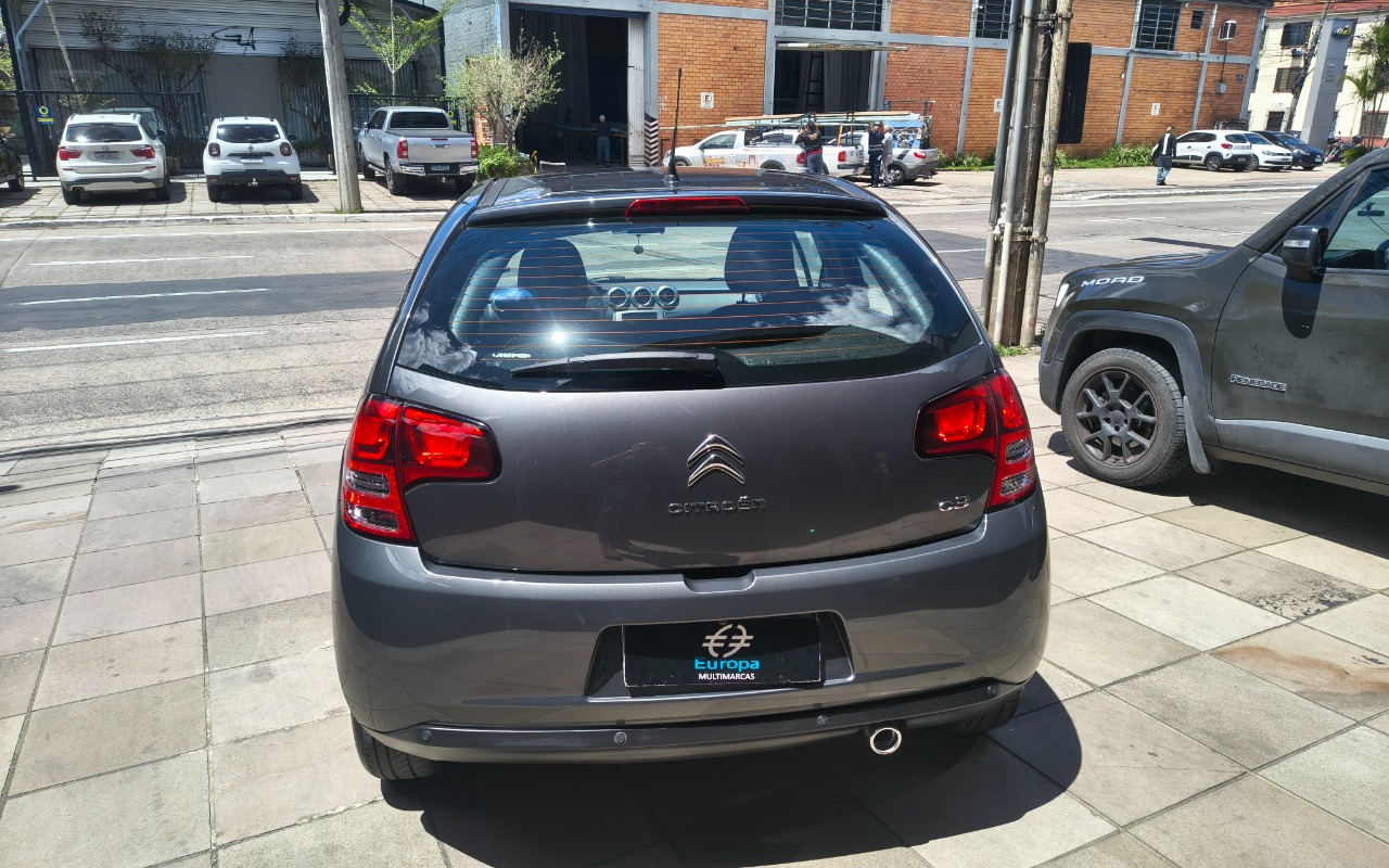 imagem-https://www.socarrao.com.br/sc-vehicle-images-prod/4413760/1792606149181-SU1HXzIwMjYxMDIwXzExNTEyNzExNV9IRFIuanBn.jpg