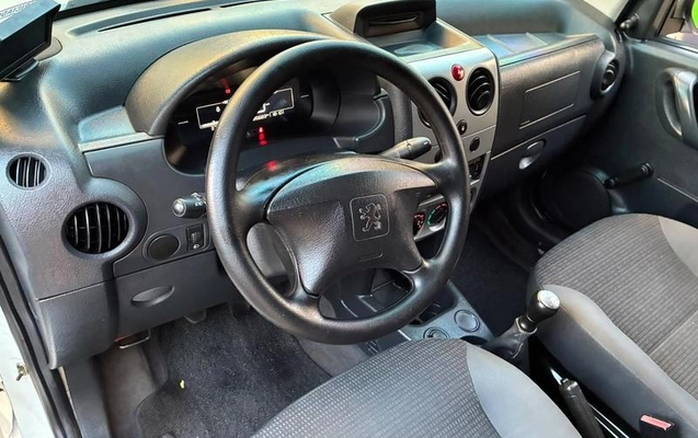 imagem-https://www.socarrao.com.br/sc-vehicle-images-prod/4413762/1792606267889-8592649_12_B_2fb478aee0.jpeg