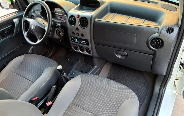 imagem-https://www.socarrao.com.br/sc-vehicle-images-prod/4413762/1792606267891-8592649_12_B_c1e7405064.jpeg