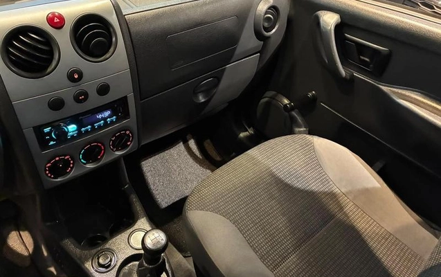 imagem-https://www.socarrao.com.br/sc-vehicle-images-prod/4413762/1792606267895-8592649_12_B_3bd6712a6a.jpeg