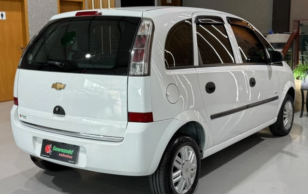 imagem-https://www.socarrao.com.br/sc-vehicle-images-prod/4413773/1792606308709-vehicle_image_1792606231_41d6bc313d3a10fd03e0cb55fcd9392e.jpeg