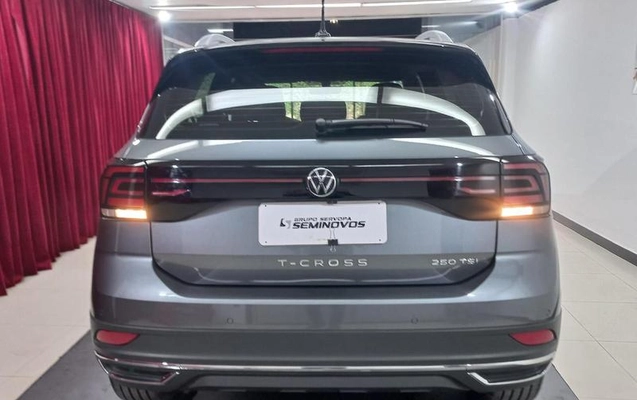 imagem-https://www.socarrao.com.br/sc-vehicle-images-prod/4413782/1792693645487-8592692_8_B_71b9dbdf7f.jpeg