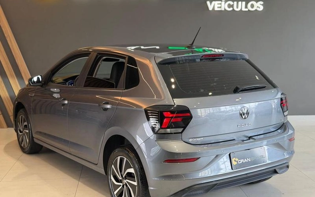 imagem-https://www.socarrao.com.br/sc-vehicle-images-prod/4413791/1792606488402-8589960_7_B_04697046b7.jpeg
