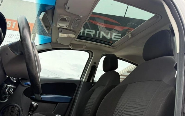 imagem-https://www.socarrao.com.br/sc-vehicle-images-prod/4413805/1792606459254-8592319_3_B_748a034159.jpeg
