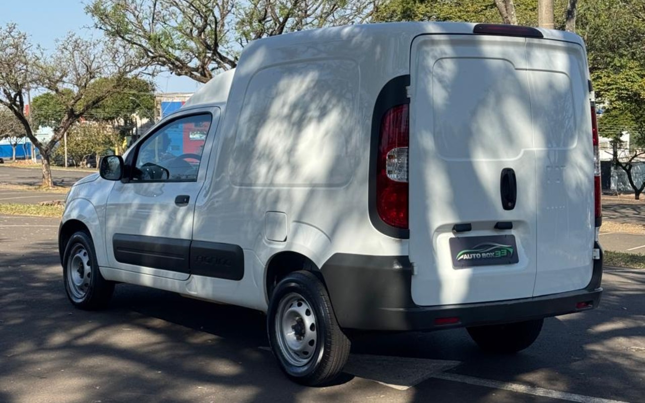 imagem-https://www.socarrao.com.br/sc-vehicle-images-prod/4413822/1792606624207-V2hhdHNBcHAgSW1hZ2UgMjAyNi0xMC0yMCBhdCAxNC4yMi4wNiAoNikuanBlZw.jpeg