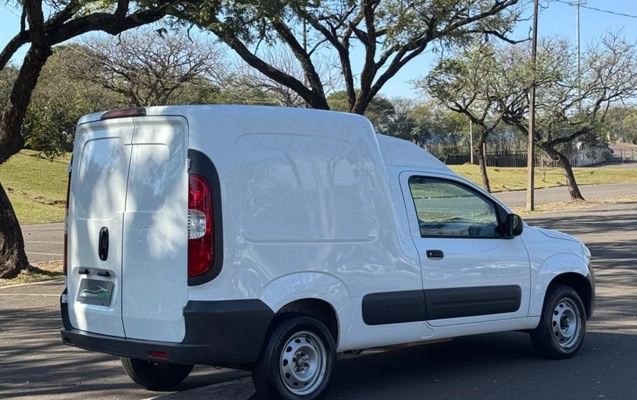 imagem-https://www.socarrao.com.br/sc-vehicle-images-prod/4413822/1792606624383-V2hhdHNBcHAgSW1hZ2UgMjAyNi0xMC0yMCBhdCAxNC4yMi4wNiAoNCkuanBlZw.jpeg
