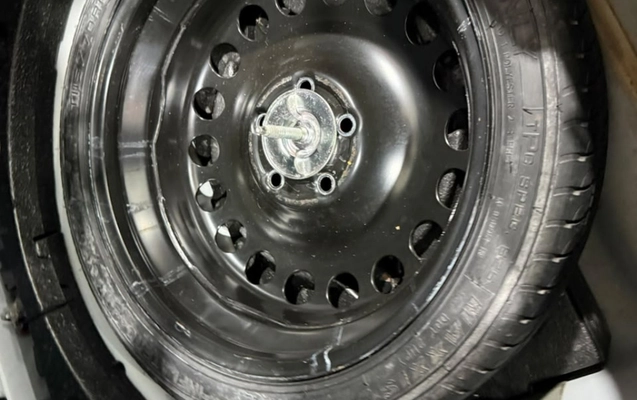 imagem-https://www.socarrao.com.br/sc-vehicle-images-prod/4413853/1792606816619-vehicle_image_1792606796_f7a5bf5a3c4b7470dc34bf765f461d9a.jpeg