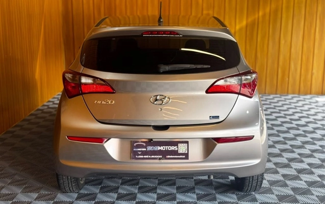 imagem-https://www.socarrao.com.br/sc-vehicle-images-prod/4413946/1792607003131-gb-9ad6f4d.jpeg