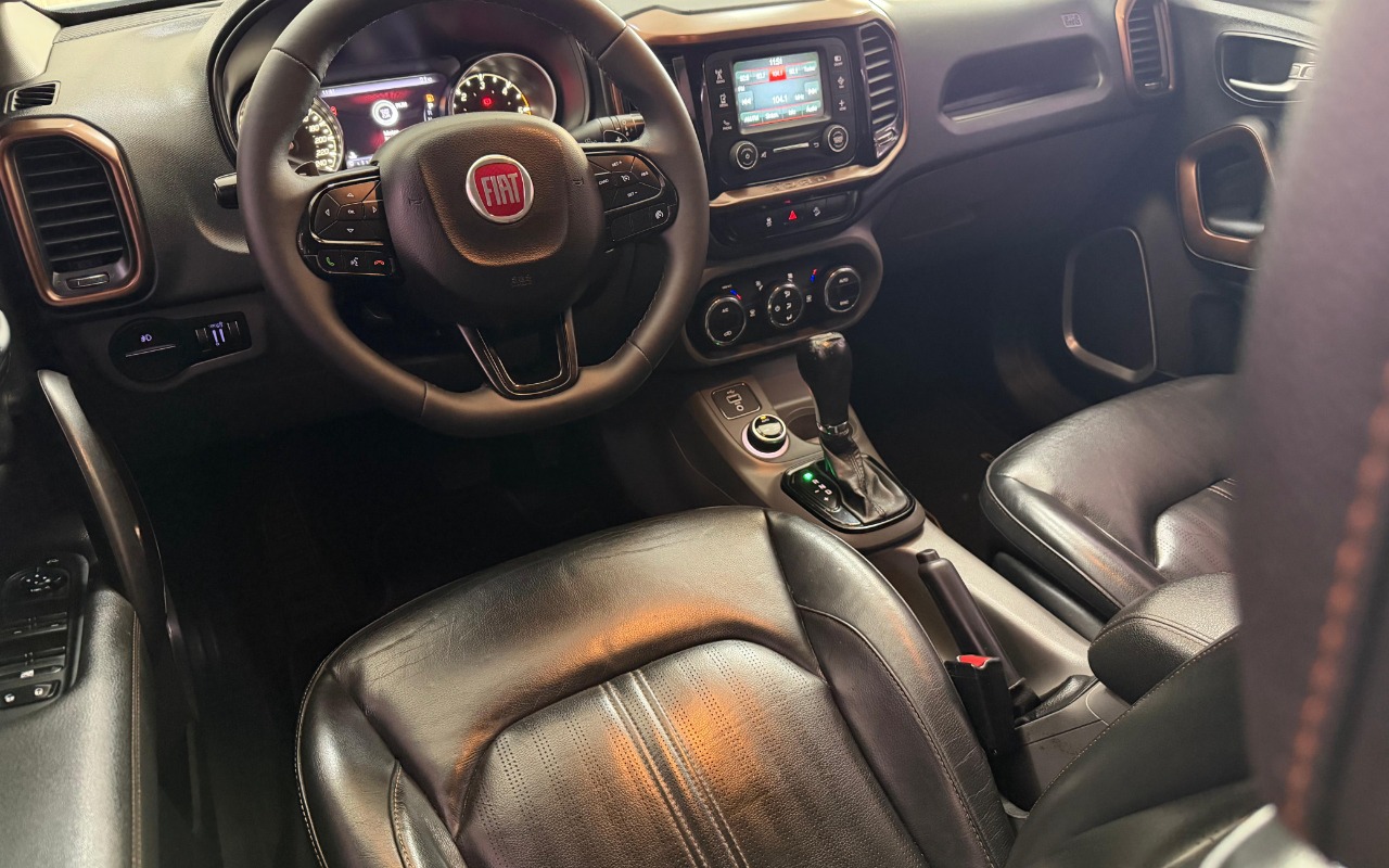 imagem-https://www.socarrao.com.br/sc-vehicle-images-prod/4414003/1792607399938-V2hhdHNBcHAgSW1hZ2UgMjAyNi0xMC0yMSBhdCAxNS4xNi41Ni5qcGVn.jpeg