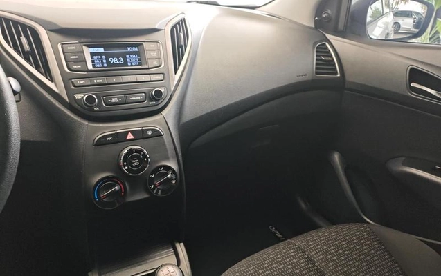 imagem-https://www.socarrao.com.br/sc-vehicle-images-prod/4414017/1792681303613-8576188_15_B_a507c96824.jpeg