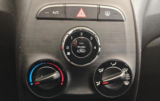 imagem-https://www.socarrao.com.br/sc-vehicle-images-prod/4414017/1792681303616-8576188_17_B_7658e65784.jpeg