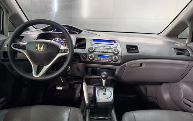 imagem-https://www.socarrao.com.br/sc-vehicle-images-prod/4414112/1792607643348-003_e3f1b7acda58e805d410a7ca5c14f118.jpg