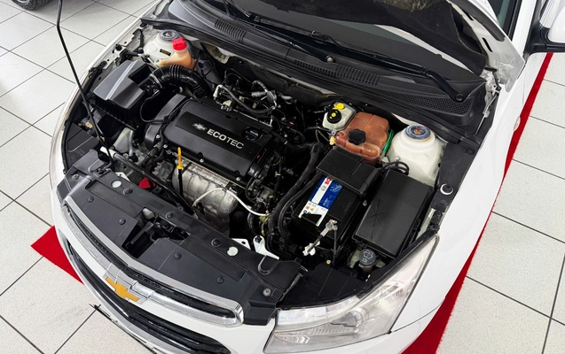 imagem-https://www.socarrao.com.br/sc-vehicle-images-prod/4414157/1792607685778-MDAzLkpQRy5qcGc.jpg