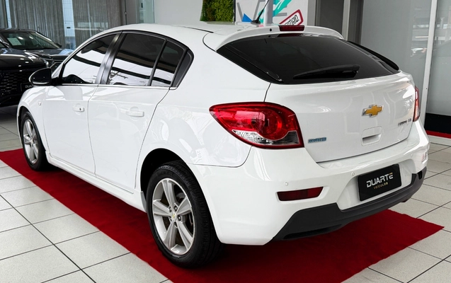 imagem-https://www.socarrao.com.br/sc-vehicle-images-prod/4414157/1792607686013-MDA1LkpQRy5qcGc.jpg