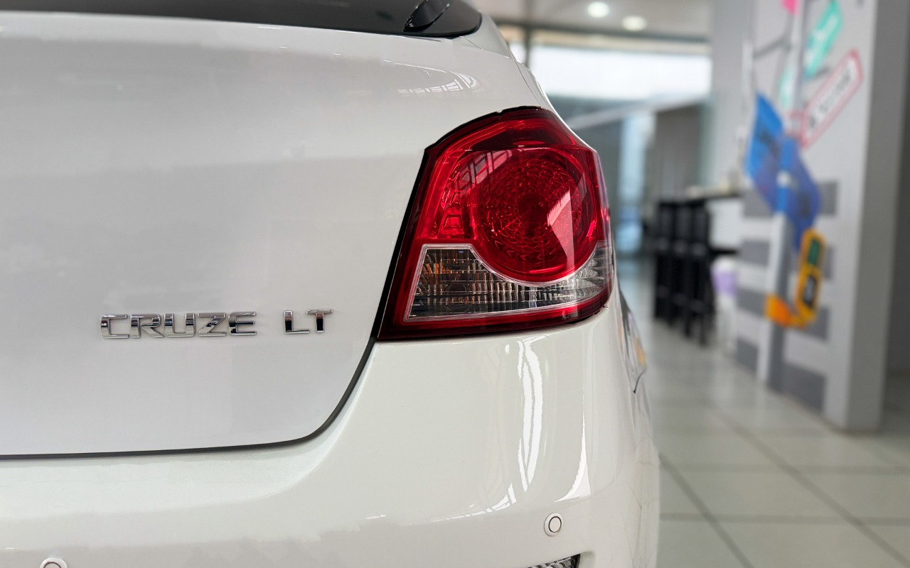 imagem-https://www.socarrao.com.br/sc-vehicle-images-prod/4414157/1792607686206-MDA3LkpQRy5qcGc.jpg