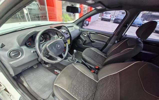 imagem-https://www.socarrao.com.br/sc-vehicle-images-prod/4414210/1792607869507-8584363_2_B_8488ec8ab3.jpeg