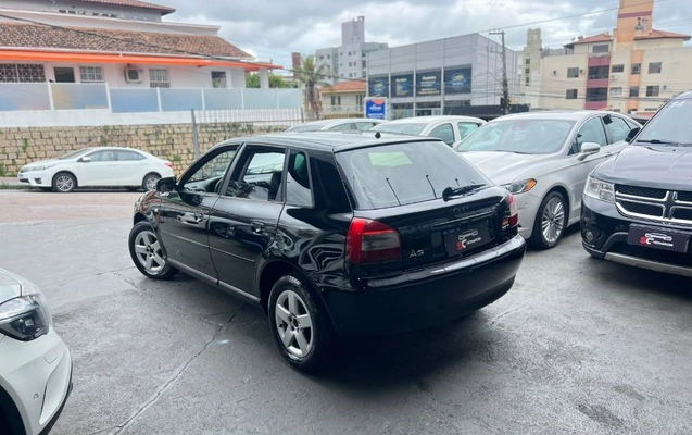 imagem-https://www.socarrao.com.br/sc-vehicle-images-prod/4414214/1792607965753-gb-7df95b8.jpeg