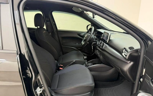 imagem-https://www.socarrao.com.br/sc-vehicle-images-prod/4414226/1792765491595-8592883_25_B_990e0b249e.jpeg
