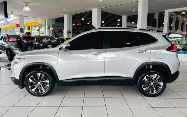 imagem-https://www.socarrao.com.br/sc-vehicle-images-prod/4414318/1792608618994-13_035002.jpg
