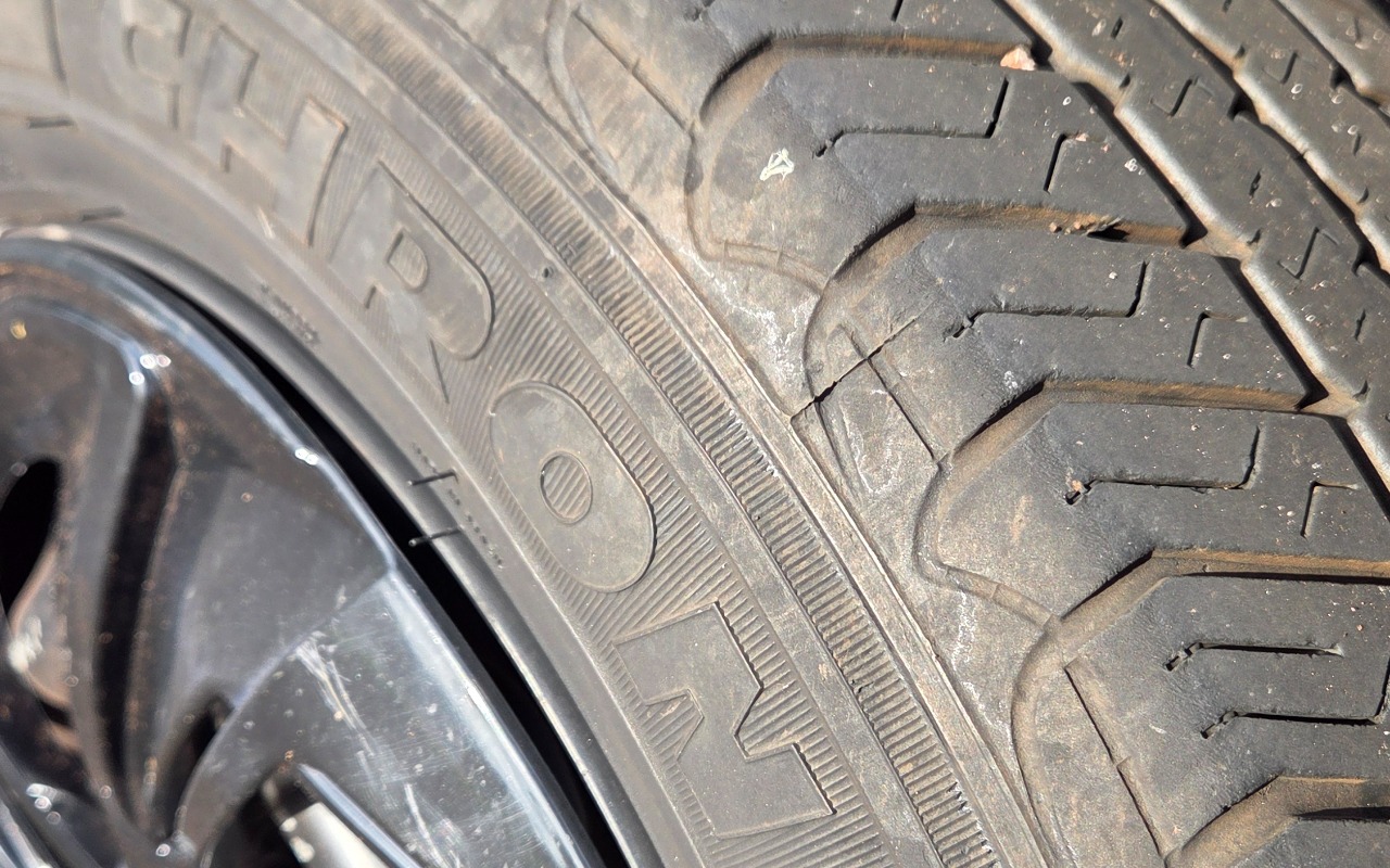 imagem-https://www.socarrao.com.br/sc-vehicle-images-prod/4414367/1792610371792-MjAyNjEwMTFfMTcwOTU0LmpwZw.jpg