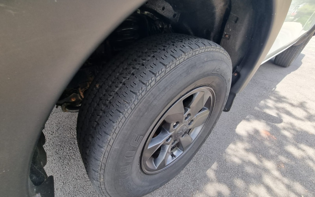 imagem-https://www.socarrao.com.br/sc-vehicle-images-prod/4414369/1792609969724-V2hhdHNBcHAgSW1hZ2UgMjAyNi0xMC0yMSBhdCAxMS41OC40MyAoMikuanBlZw.jpeg