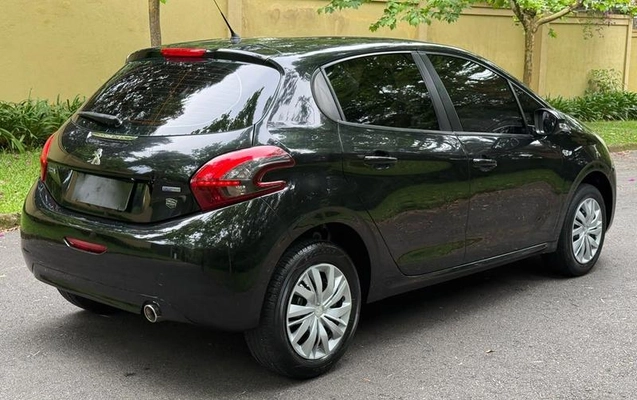 imagem-https://www.socarrao.com.br/sc-vehicle-images-prod/4414391/1792609111851-8455251_11_B_dcb39faa57.jpeg