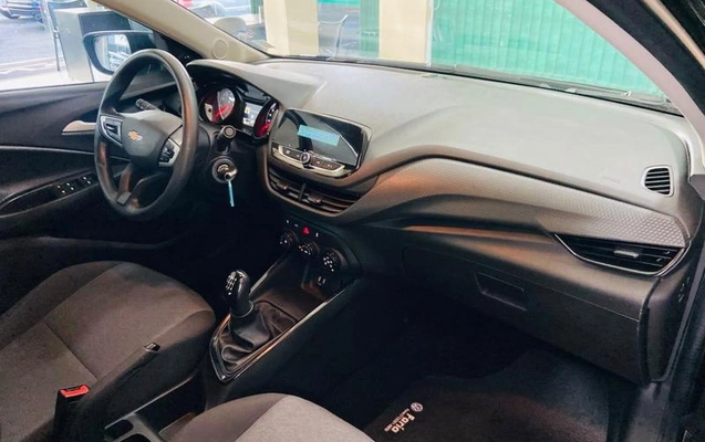 imagem-https://www.socarrao.com.br/sc-vehicle-images-prod/4414392/1792769183116-8482272_7_B_671d694f94.jpeg