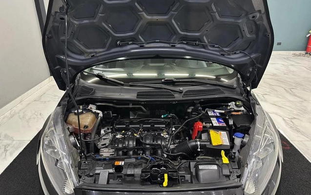 imagem-https://www.socarrao.com.br/sc-vehicle-images-prod/4414424/1792618249790-8583733_7_B_c399e1b9e0.jpeg