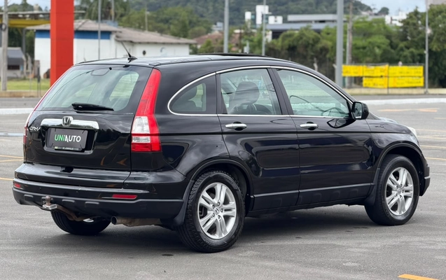imagem-https://www.socarrao.com.br/sc-vehicle-images-prod/4414440/1792609283269-003_1b9c7bbea2ca0a7ab77411d0cbf4e2da.jpg