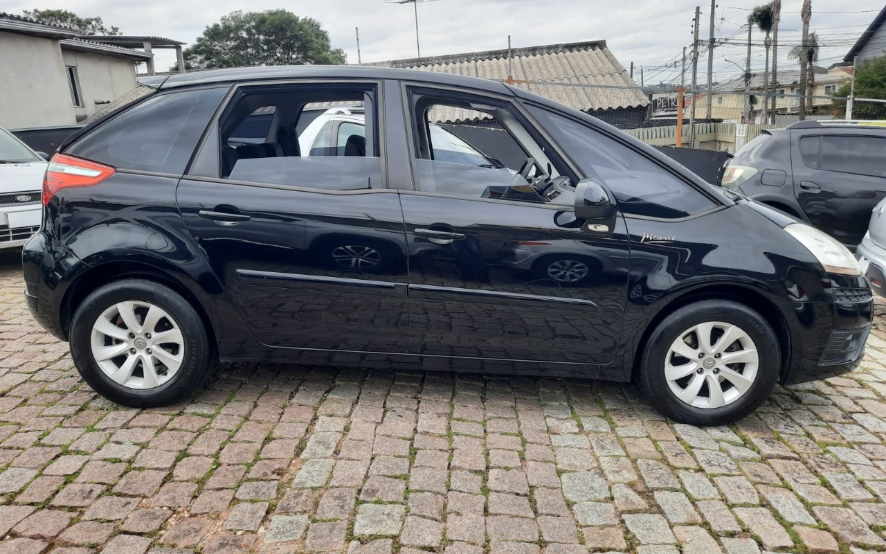 imagem-https://www.socarrao.com.br/sc-vehicle-images-prod/4414532/1792609546831-V2hhdHNBcHAgSW1hZ2UgMjAyNi0xMC0yMSBhdCAxNC4yNC4zNSAoMikuanBlZw.jpeg