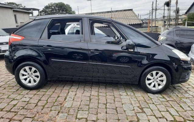 imagem-https://www.socarrao.com.br/sc-vehicle-images-prod/4414532/1792609546831-V2hhdHNBcHAgSW1hZ2UgMjAyNi0xMC0yMSBhdCAxNC4yNC4zNSAoMikuanBlZw.jpeg