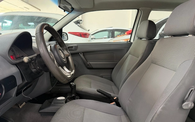 imagem-https://www.socarrao.com.br/sc-vehicle-images-prod/4414575/1792610024407-V2hhdHNBcHAgSW1hZ2UgMjAyNi0xMC0yMSBhdCAxNi4wMS41MiAoNSkuanBlZw.jpeg