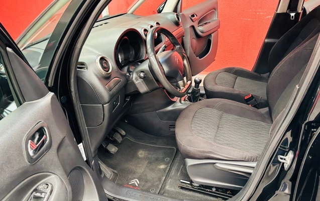 imagem-https://www.socarrao.com.br/sc-vehicle-images-prod/44146/1790357599371-SU1HXzU0NzIuanBlZw.jpeg