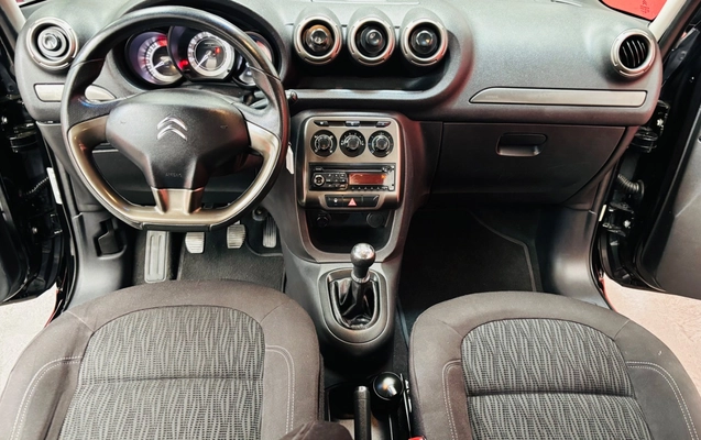 imagem-https://www.socarrao.com.br/sc-vehicle-images-prod/44146/1790357599466-SU1HXzU0NzMuanBlZw.jpeg