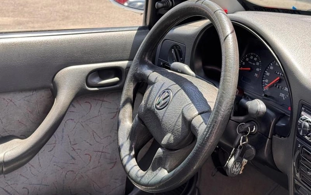 imagem-https://www.socarrao.com.br/sc-vehicle-images-prod/4414627/1792610360964-8573912_7_B_84e6fe9545.jpeg