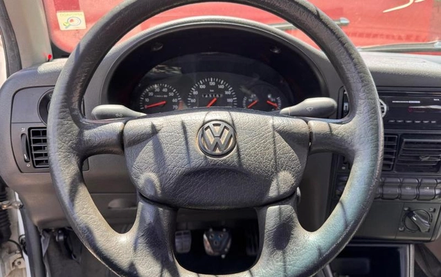 imagem-https://www.socarrao.com.br/sc-vehicle-images-prod/4414627/1792610360968-8573912_9_B_7660396e19.jpeg