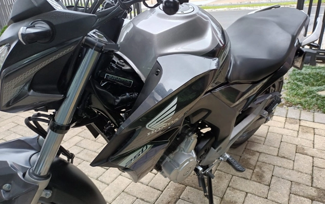 imagem-https://www.socarrao.com.br/sc-vehicle-images-prod/4414635/1792670856964-V2hhdHNBcHAgSW1hZ2UgMjAyNi0xMC0yMiBhdCAwOC40Ni4zMSAoMikuanBlZw.jpeg