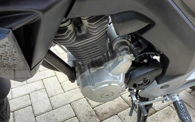 imagem-https://www.socarrao.com.br/sc-vehicle-images-prod/4414635/1792670857105-V2hhdHNBcHAgSW1hZ2UgMjAyNi0xMC0yMiBhdCAwOC40Ni4zMSAoMSkuanBlZw.jpeg