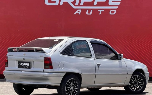 imagem-https://www.socarrao.com.br/sc-vehicle-images-prod/4414666/1792610686167-8576318_3_B_a5264eb8da.jpeg