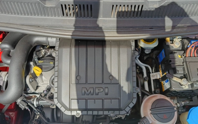 imagem-https://www.socarrao.com.br/sc-vehicle-images-prod/4414676/1792610813486-M2MzODQ3NmYtZjliOC00MDA5LWEwMmQtZjM1MDI4ODE5Nzg4LmpwZw.jpg