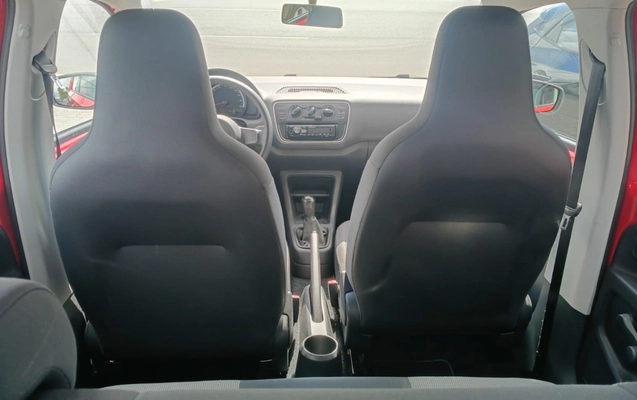 imagem-https://www.socarrao.com.br/sc-vehicle-images-prod/4414676/1792610813649-NzY0ZjBkNmUtNmNhMi00NTNmLWJlZTgtMTMwODRiMmNiNGMwLmpwZw.jpg