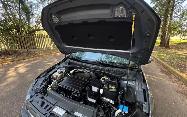imagem-https://www.socarrao.com.br/sc-vehicle-images-prod/4414700/1792610950534-V2hhdHNBcHAgSW1hZ2UgMjAyNi0xMC0yMSBhdCAxNS4yOC40MyAoMSkuanBlZw.jpeg