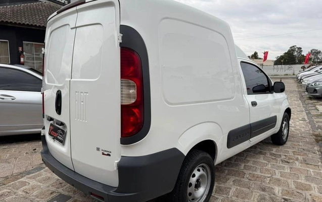 imagem-https://www.socarrao.com.br/sc-vehicle-images-prod/4414703/1792610968640-8590751_1_B_5efb594f20.jpeg