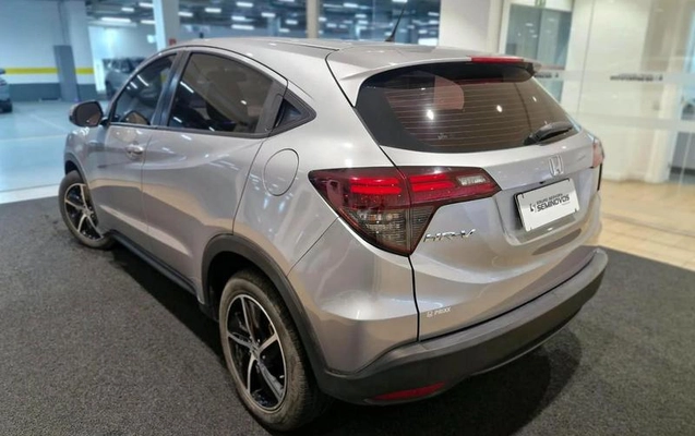 imagem-https://www.socarrao.com.br/sc-vehicle-images-prod/4414711/1792611010116-8593371_6_B_e3904005d6.jpeg