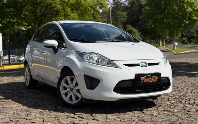 imagem-https://www.socarrao.com.br/sc-vehicle-images-prod/4414803/1792611184118-9f2d46cd-d524-4fb3-aa46-f7aa1d614031.jpg