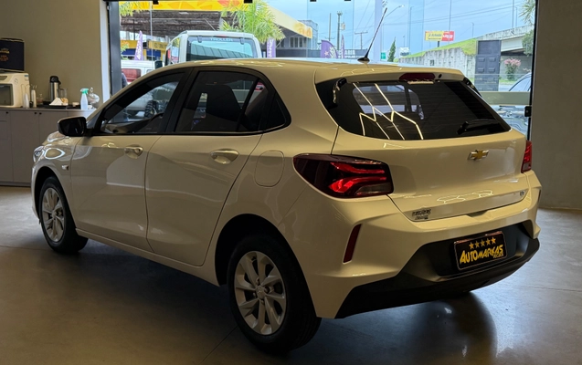 imagem-https://www.socarrao.com.br/sc-vehicle-images-prod/4414867/1792611530052-967be2ad19a3475e8ecdea8e2b5690ec_1792609197051.jpg
