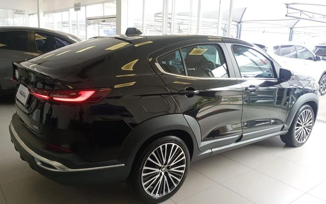 imagem-https://www.socarrao.com.br/sc-vehicle-images-prod/4414871/1792611546359-8593429_1_B_81c854e081.jpeg